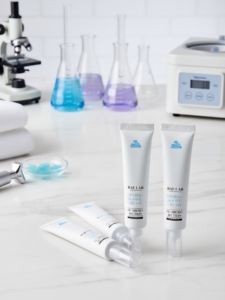 Crema Facial Reafirmante e Iluminadora K-Beauty con Glicerina, 50 ml, Fórmula con Péptidos para Todo Tipo de Piel, Uso Diario, OBM Original - Product Image 4