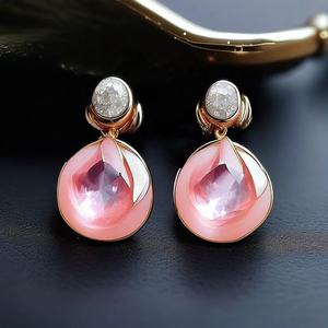 Boucles d'oreilles pendantes en argent 925 plaqué or 18 carats avec des bijoux de fruits et de fleurs en quartz rose pour des fiançailles à la mode et élégantes - Product Image 4