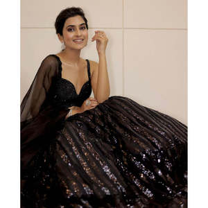 Vestidos de Noche de Diseñador - Lehenga Choli de Fiesta con Trabajo de Lentejuelas - Product Image 2