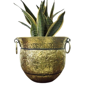 Maceta de latón vintage con diseño en relieve, forma redonda, perfecta para decoración del hogar, jardín o exterior, color dorado, con asa de anillo. - Product Image 1