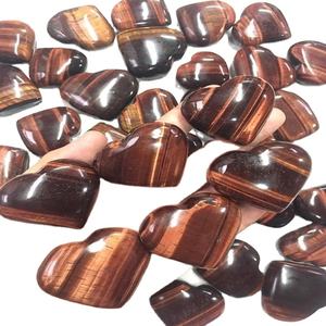 หินตาเสือแดงธรรมชาติ รูปหัวใจ ขัดเงา แกะสลัก - Product Image 2