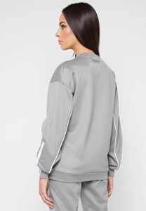 Conjunto Deportivo de Dos Piezas para Mujer, Color Gris con Ribete Blanco, Cierre Lateral con Cremallera, Top Holgado con Cuello Redondo, Pantalones Jogger con Cierre en el Tobillo, Estilo Casual - Product Image 2