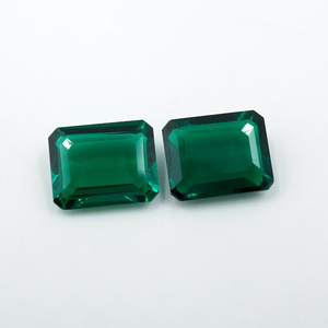 พลอยมรกตเพาะเลี้ยงคู่: รูปทรงคุชชั่นสีเขียว 5 กะรัต, ขนาด 10x8 มม. - Product Image 1