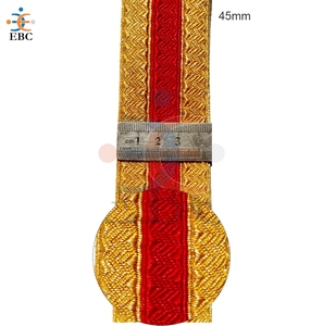 ผ้าถักลายแจ็คการ์ดสีทองเมทัลลิก OEM พร้อมแถบสีแดงและแถบสีทองมายลาร์ สำหรับตกแต่งกางเกง ชุดเดรส เสื้อแจ็คเก็ต และเสื้อคลุม - Product Image 1