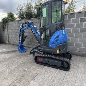 Mini-excavatrice sur chenilles robuste de 2,5 tonnes avec godet standard pour la rénovation des infrastructures agricoles - Product Image 3