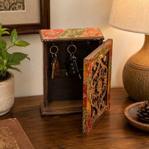 Boîte à clés en bois artisanale et colorée en forme d'animal |   Porte-clés mural décoratif |   Boîte de rangement pour clés en bois rustique - Product Image 6
