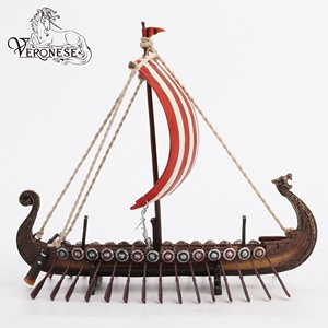 VERONESE DESIGN-NAVIRE VIKING avec VOILE À RAYURES ROUGES sur le SUPPORT-Figurine ARTISANAT EN RÉSINE PEINTE À LA MAIN pour LA DÉCORATION DE LA MAISON - Product Image 2