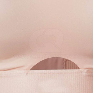 Sujetador Deportivo Suave y Cómodo con Gran Soporte, Logotipo Frontal y Tirantes Ajustables que Ofrecen Cobertura Total para Actividades Físicas al Aire Libre - Product Image 6