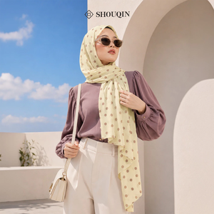 Pañuelo Hijab Ceruty con Estampado de Puntos de Polka Dot de Shouqin Dottie, Elegante y sin Esfuerzo, Pañuelo Floral para Mujeres Musulmanas, Venta al por Mayor - Product Image 2