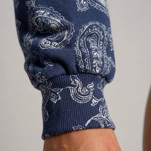 Combinaison personnalisée pour femme en polyester/coton à capuche et manches longues – Confortable, douce et tendance - Product Image 5