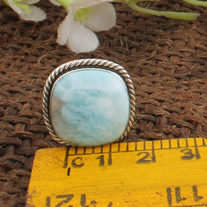 Bague carrée en argent sterling 925 avec larimar naturel taille brillant, sertie clos, pierre précieuse bleue, faite à la main, cadeau classique pour femme, idéale pour mariage - Product Image 3
