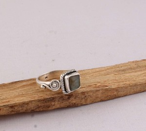 Natural <b>Labradorite</b> <b>Ring</b> 925 Sterling Silver Vintage Style Square Cut Blue Fire Gemstone <b>Ring</b> for Women Handcrafted Boho Jewelry - Product Image 3