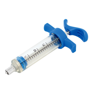 Veterinary Adjustable <b>Animals</b> Oral Feeding Syringes in <b>Plastic</b> Available in Both 10ml & 20ml size Customization Accepted - Product Image 4