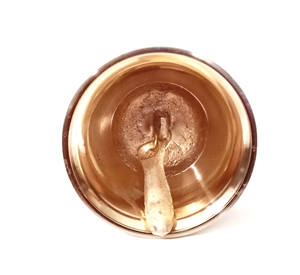 Campana Tibetana Om de Latón con Asa Dorjee, Campana Budista para Puja, Meditación y Sanación Espiritual - Product Image 6