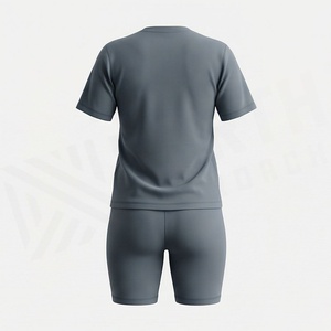 Conjunto Deportivo de 2 Piezas para Mujer, Camiseta de Manga Corta y Pantalones Cortos por Encima de la Rodilla, Color Gris Sólido, Tejido de Secado Rápido - Product Image 2