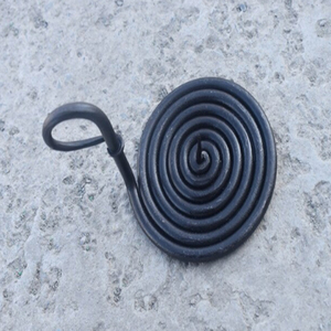 Porte-bougie en fer forgé artisanal, décoration rustique pour la maison, support de bougie en fer noir forgé à la main avec base torsadée - Product Image 4