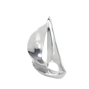 Escultura de Ciervo de Aluminio Premium Hecha a Mano, Figura de Ciervo de Lujo Moderna y Antigua con Acabado en Níquel Negro - Product Image 1