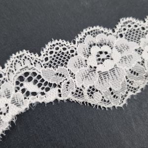 Encaje Elástico Ligero con Diseño Floral Festoneado, 6.5cm de Ancho, para Lencería, Vestidos y Decoración Nupcial - Product Image 3