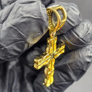 Pendentif Croix de Jésus Bling Bling Personnalisé en Argent Sterling 925 Massif Plaqué Or et Diamants – Bijoux Tendance - Product Image 5