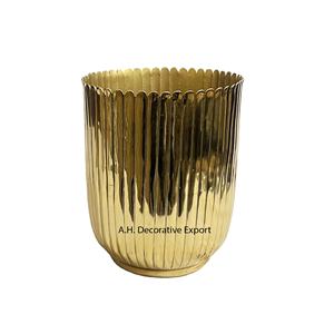 Seau à glace en aluminium vintage fait à la main Refroidisseur de vin élégant pour les fêtes Nouveaux articles faits à la main Bacs à boissons - Product Image 1