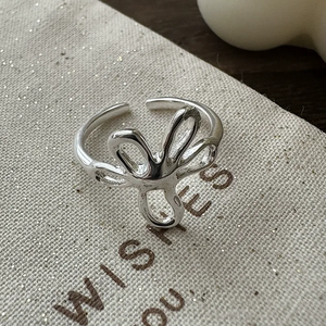 Bague rétro en argent sterling S925, style coréen, design de niche, petite fleur, style blogueur tendance, vente en gros - Product Image 1