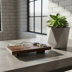 Plateau en bois minimaliste avec 4 porte-bougies en béton, forme rectangulaire, design artisanal avec pieds décoratifs - Product Image 2