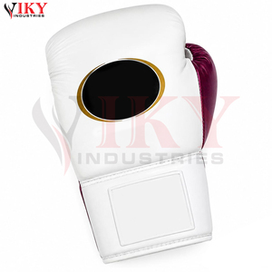 Service OEM ODM, ensembles de boxe durables avec logo personnalisé, rose et blanc métalliques, protège-tête, gants de boxe, protège-guêtres, équipement de combat professionnel - Product Image 6