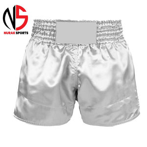 กางเกงมวยไทยสีพื้นคุณภาพพรีเมียมสำหรับผู้ชาย ผลิตจากโพลีเอสเตอร์ 100% ทนทานและเป็นมิตรต่อสิ่งแวดล้อม ในราคาที่เหมาะสม ปี 2026 - Product Image 1