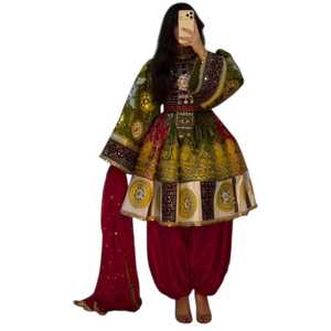 Ensemble de 3 robes décontractées afghanes Kuchi bohèmes avec broderies et patchs, longueur genou, manches longues, coupe ample pour femmes - Product Image 1