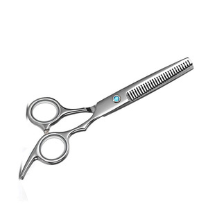 Ciseaux professionnels de coiffure en acier inoxydable de 5,5 pouces, de haute qualité, pour la coupe des cheveux, légers, fournitures de salon de coiffure - Product Image 5