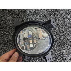 Conjunto de Faros Antiniebla Usados para Santa Fe CM 2007, Lado Derecho, OEM 922022B, Reemplazo Directo - Product Image 1
