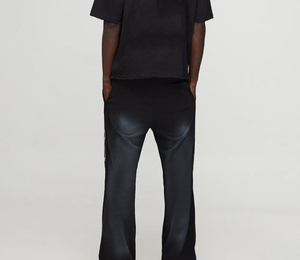 Pantalon de survêtement noir pour homme, taille élastique, logo de marque imprimé par transfert thermique sur la jambe droite, style décontracté pour l'automne - Product Image 6