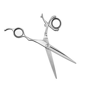 Ciseaux de barbier allemands en acier inoxydable, finition polie, avec anneau réglable et repose-doigt. - Product Image 5