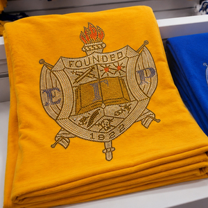 ผ้าห่มนุ่มสบายลาย Sigma Gamma Rho สำหรับงานสังสรรค์ของชมรมนักศึกษา หอพัก ตกแต่งบ้าน ของขวัญ พิมพ์ลายตามสั่ง ขายส่ง - Product Image 1