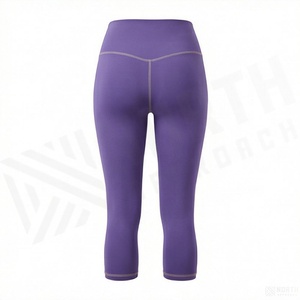 Hochgeschnittene Capri-Leggings Nahtlos Gestrickte Dehnbare Sportliche Damen-Yogahose für Alle Jahreszeiten - Product Image 2