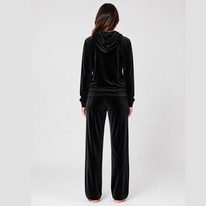 Women Winter Streetwear Hooded <b>Velour</b> <b>Tracksuit</b> Printed Eco-Friendly Lightweight Warm Fabric Comfortable Fit Custom Logo - Product Image 4