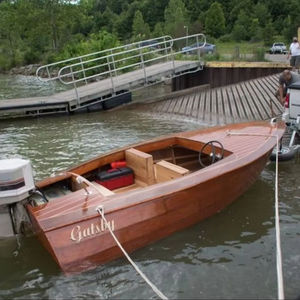 Modelo de Barco de Madera de Cedro Banshee 14, Barco de Vela Tradicional Náutico Clásico Pintado a Mano para Decoración del Hogar - Product Image 1