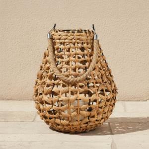 Encantadoras linternas de mesa de jacinto de agua trenzado, decorativas y tejidas a mano, que iluminan. - Product Image 2