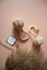 Fournisseur OEM en gros de hochets pour bébés en rotin, jouets pour nourrissons faits à la main en rotin naturel, fabricant au Vietnam - Product Image 4