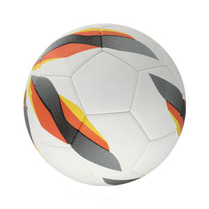 Ballon de football blanc avec motif orange, jaune et noir, impression sérigraphique, style populaire pour l'entraînement, les matchs, utilisation en intérieur et en extérieur - Product Image 4