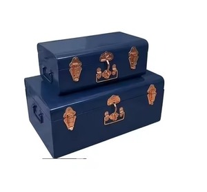 Ensemble de 2 coffres de rangement en métal noir mat, décoratifs, en fer thermolaqué, avec fermoirs en or rose - Product Image 3