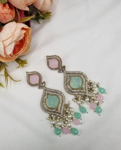 Boucles d'oreilles pendantes de luxe en cristal taille marquise avec perle, plaqué or antique, pour femmes, pour soirées et festivals, vente en gros - Product Image 5