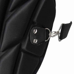 Equipo de protección para competiciones deportivas, protector de pecho transpirable, equipo de rendimiento atlético, protector de pecho con acolchado reforzado - Product Image 3