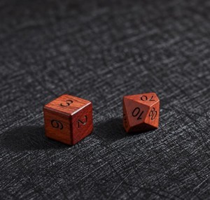 Rosewood Dice Set Polyhedral Gaming Dice Natural Grain Durable Construction Smooth Rolling Clear <b>Numbers</b> Games - Product Image 1