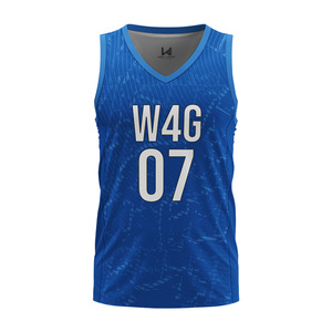 Maillot de basket-ball personnalisé orange et noir à motifs géométriques sublimés, sans manches, respirant, unisexe - Product Image 5