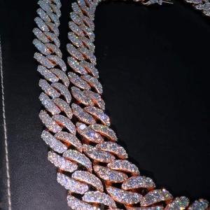 Collier Chaîne Tennis en Argent Sterling 925 Premium avec Moissanite, Coupe Ronde Brillante Effet Diamant, Bijou Élégant, Idéal Cadeau - Product Image 3