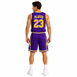 Ensemble d'uniformes de basketball personnalisés en gros – Maillot et short sublimés, légers et respirants pour équipes professionnelles - Product Image 2