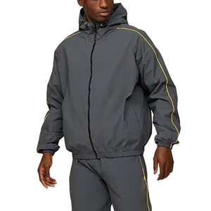 Survêtements en nylon pour hommes en gros, avec logo personnalisé imprimé, ensemble veste coupe-vent et pantalon de jogging pour l'hiver, survêtement OEM - Product Image 3