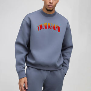 เสื้อสเวตเตอร์คอกลมสีเทาเข้มสำหรับผู้ชาย ทรงปกติ ผลิตจากโพลีเอสเตอร์/คอตตอน เป็นมิตรต่อสิ่งแวดล้อม ระบายอากาศได้ดี สไตล์สตรีทแวร์ น้ำหนัก 300 กรัม ผ้าถักเนื้อแน่น สวมใส่สบาย - Product Image 3