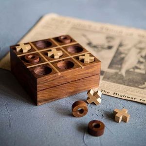 Jeu de Tic-Tac-Toe en bois de qualité supérieure, conçu pour un jeu durable et une décoration élégante pour la maison - Product Image 3